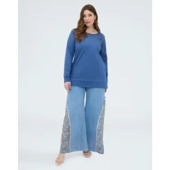 Bluza z haftem kwiatowym i wycięciem na ramieniu