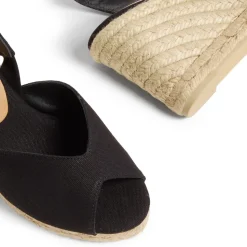 Brisa - sandały z bawełny z 9 cm koturnem.