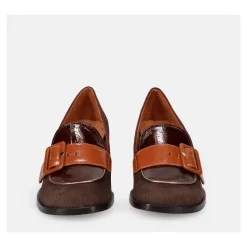 Brązowe skórzane buty na obcasie w stylu lat 70.