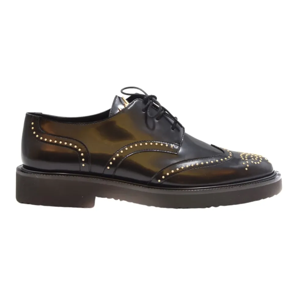 Buty sznurowane