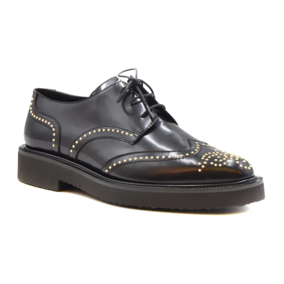 Buty sznurowane