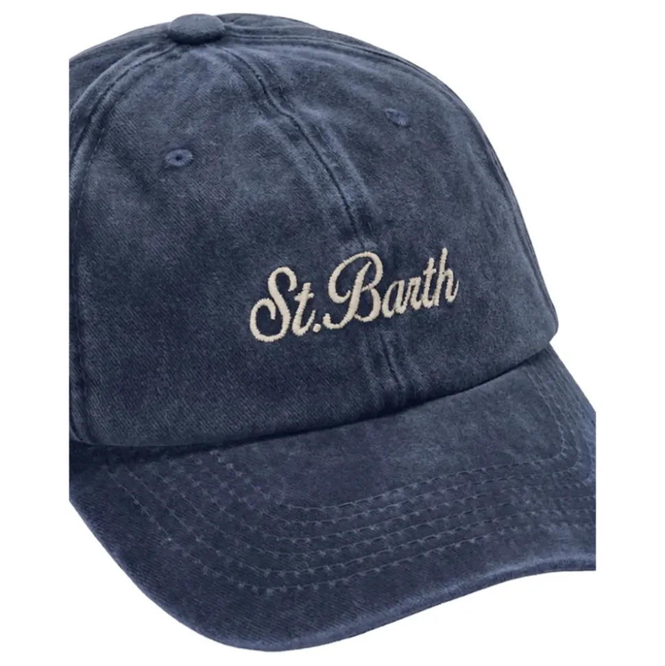 Caps