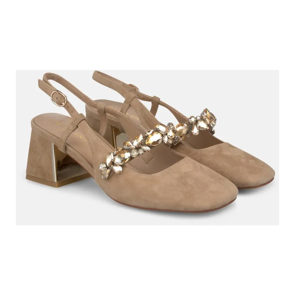 Czółenka Slingback z Paskiem z Klejnotami