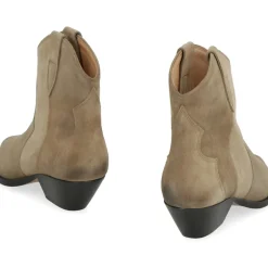 Dewina Buty