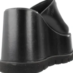 Diana Wedges