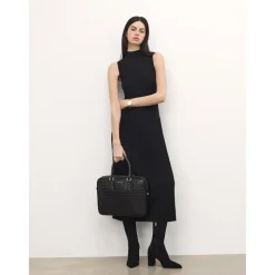 Elegancka tłoczona torba na laptopa z skóry