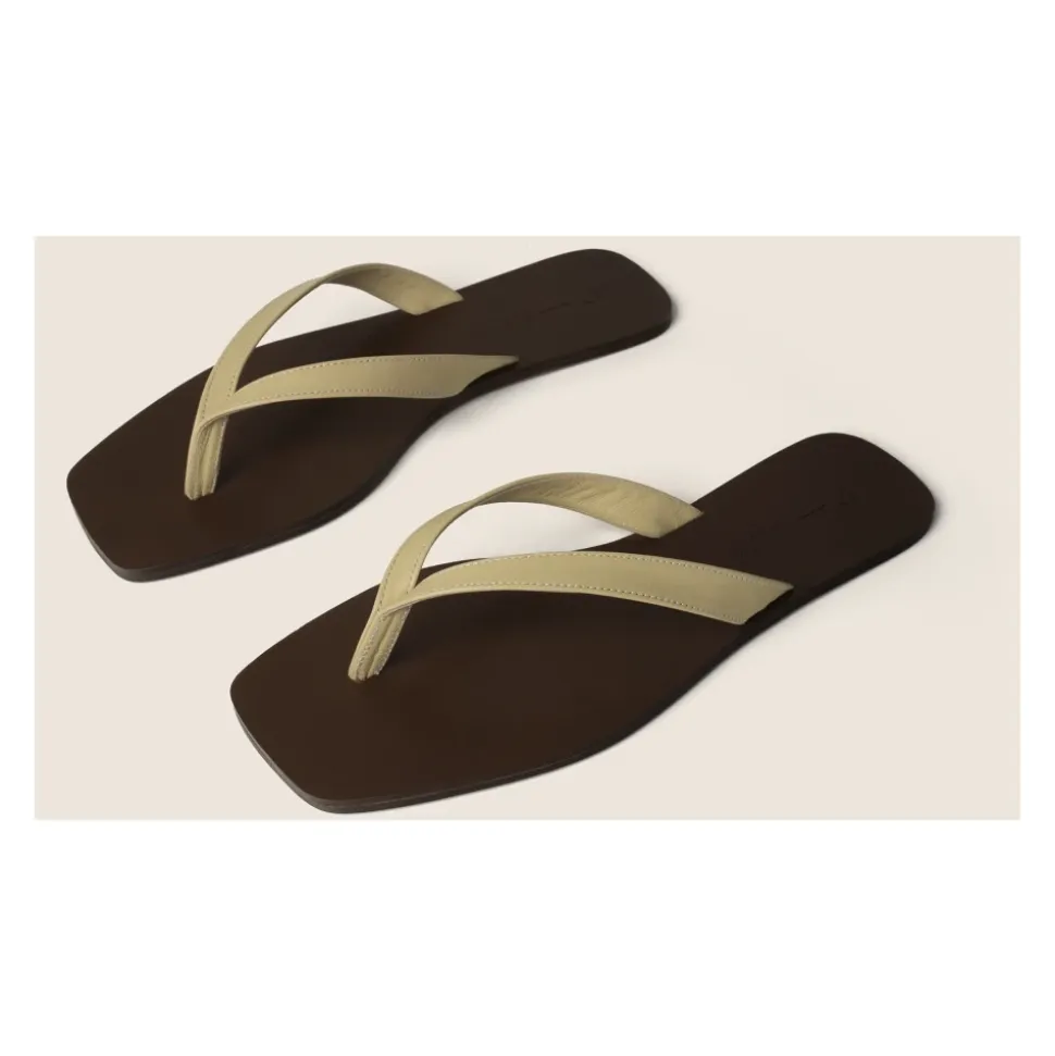 Flip Flops & Sliders