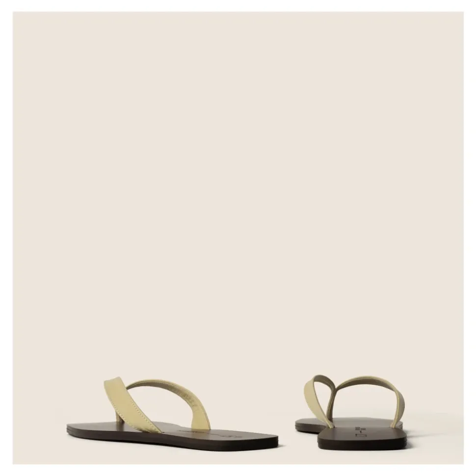 Flip Flops & Sliders