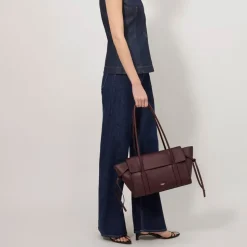 HH9382-736K560 Tote Bag