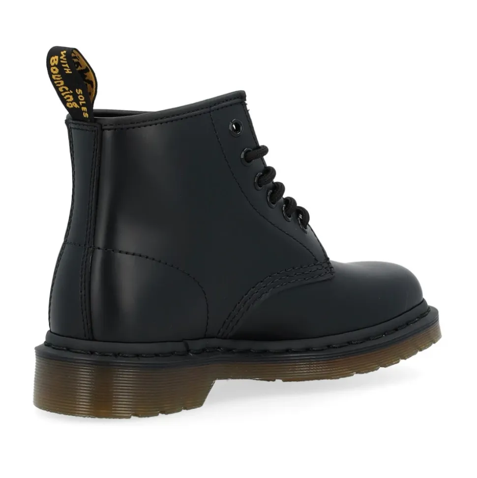 101 Lace-up Boot