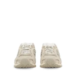 204L Lifestyle Sneakers