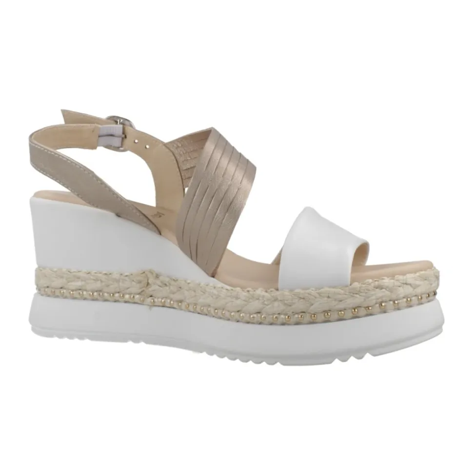 Loira Platform Sandal