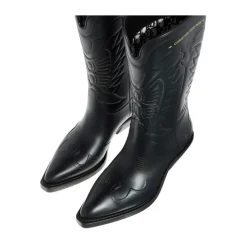 Low Boot