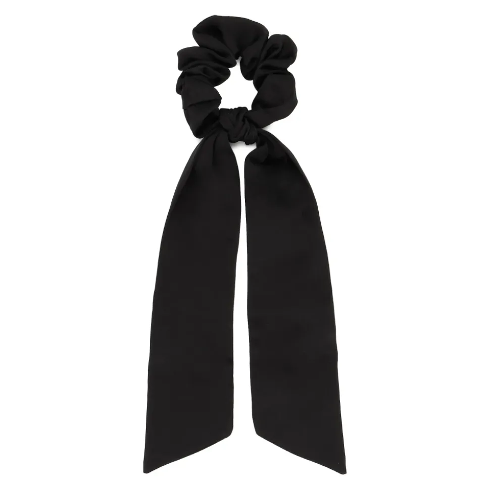 Miriela Scrunchie