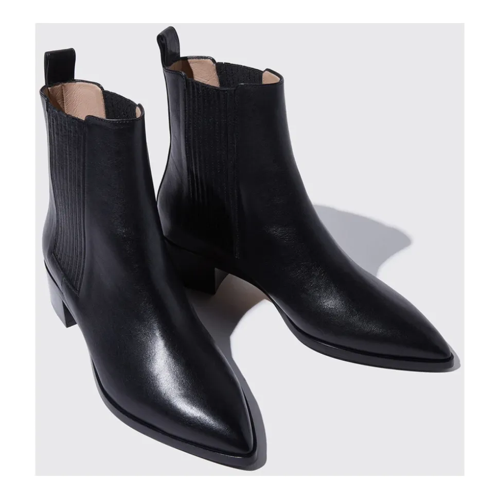Olivia Boots