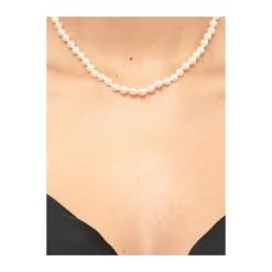 Orb Pearl Necklace