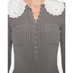 Round-neck Knitwear