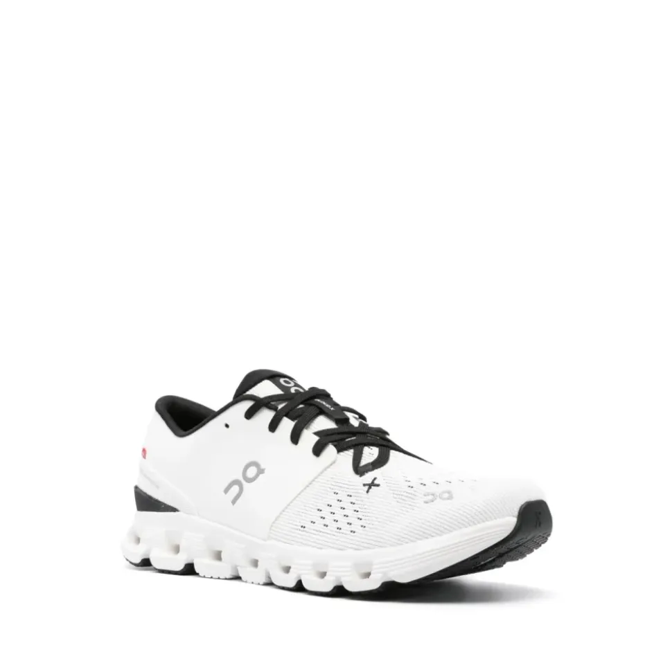 Running Shoes