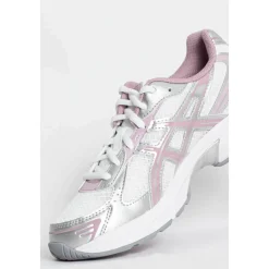 Running Shoes