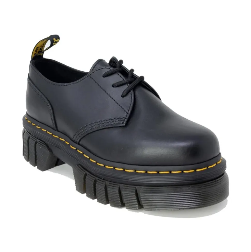 Skórzane buty sznurowane