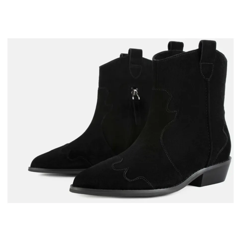 Spacer między gwiazdami buty