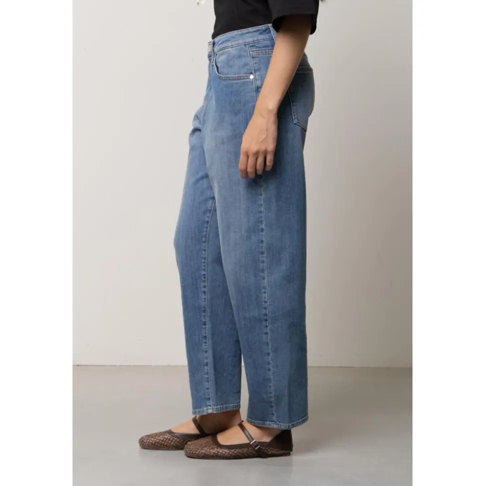 SP6MG027-3020 Straight Jeans