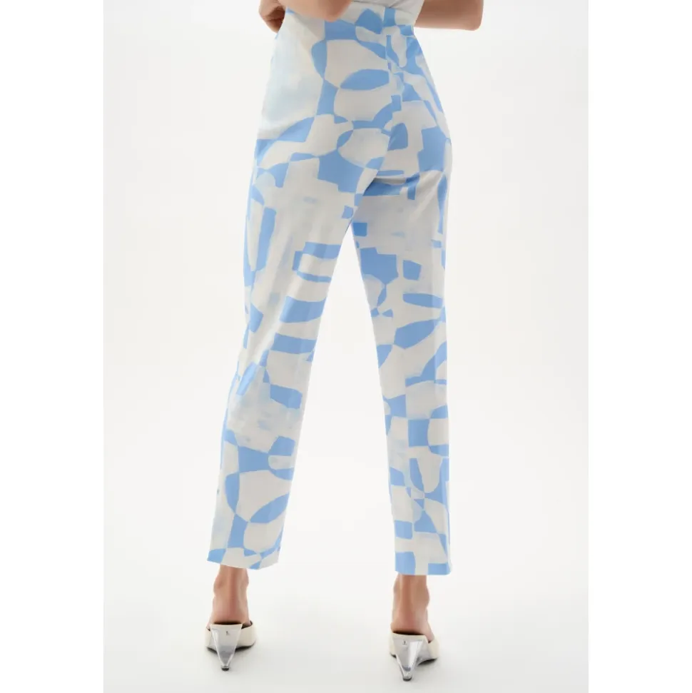 Spodnie slim-fit