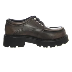 Sznurowane buty o niskim profilu