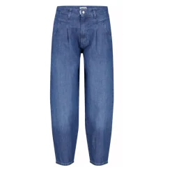 The Loose Jeans