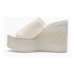 Twiga Wedge