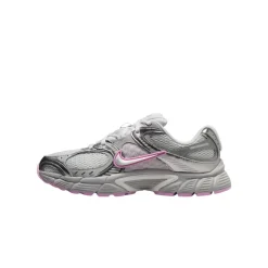 V5 RNR Sneakers