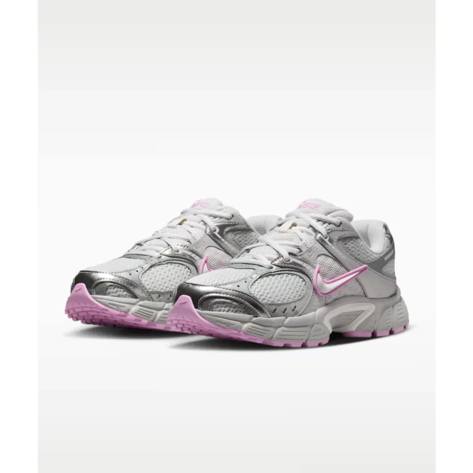 V5 RNR Sneakers