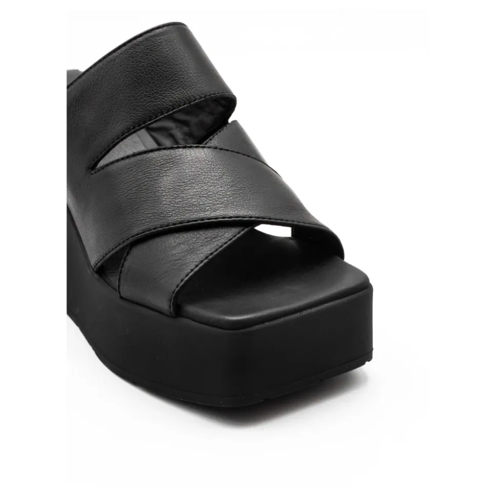 Yoko Sandal
