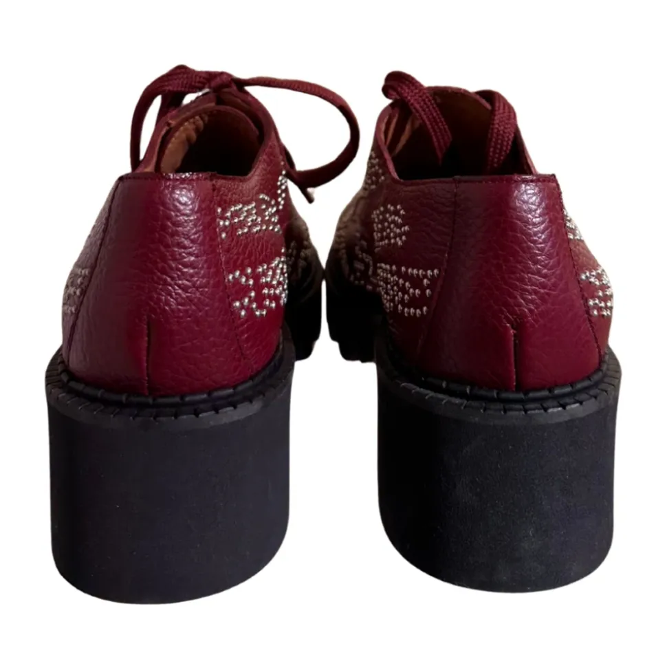 Zapato con tachuelas Dream 5069